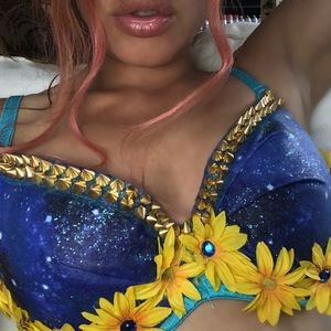 Pre owned bra party event festival studs galaxy 36